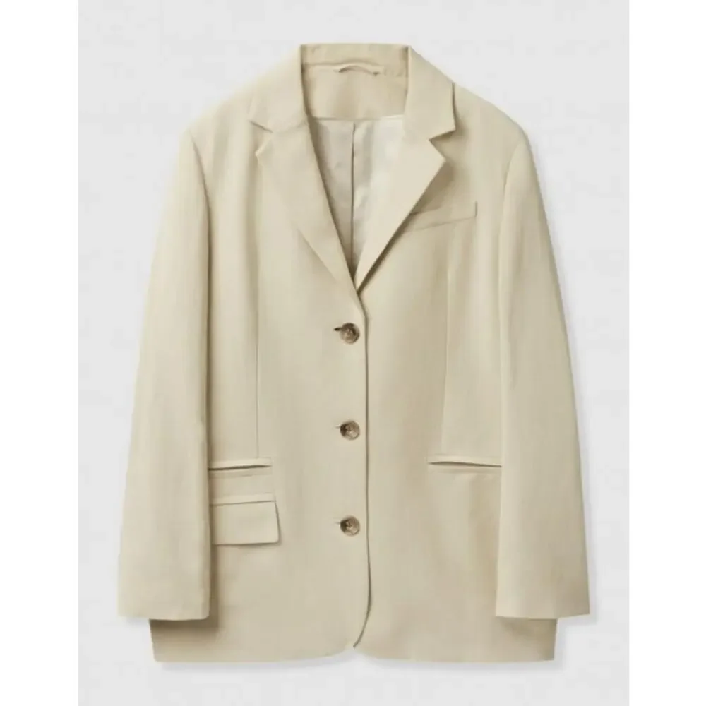 COS light beige